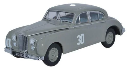 Oxford Diecast Jaguar MkVII 1952 Silverstone S Moss - 1:43 Scale