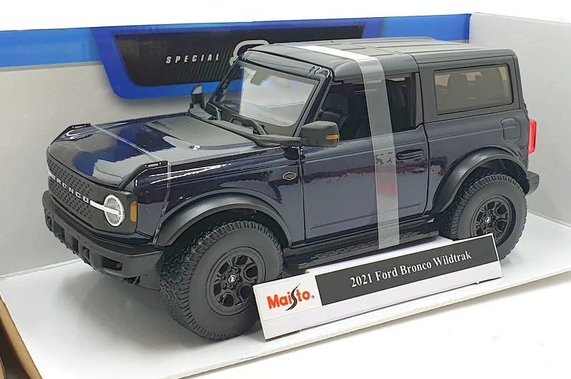 Maisto 1/18 Scale Diecast 46629 - 2021 Ford Bronco Wildtrak - Dark Purple